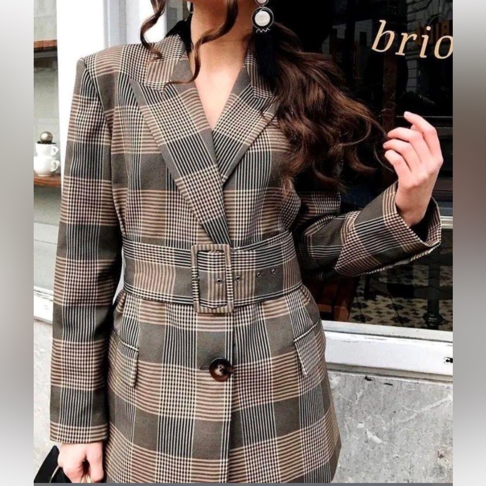 Zara Belted blazer size XS